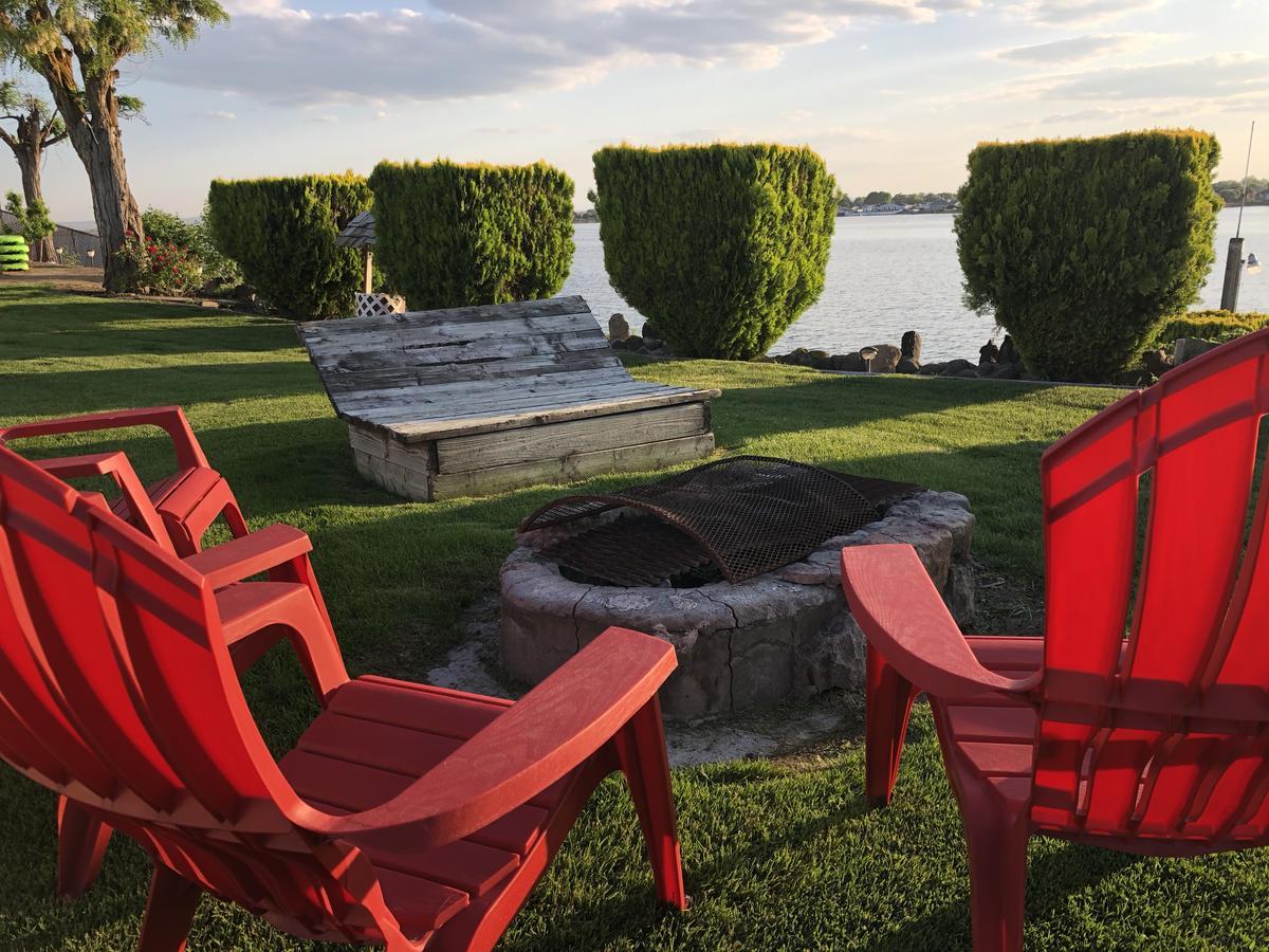Lakeshore Inn Water Front Moses Lake Exteriör bild