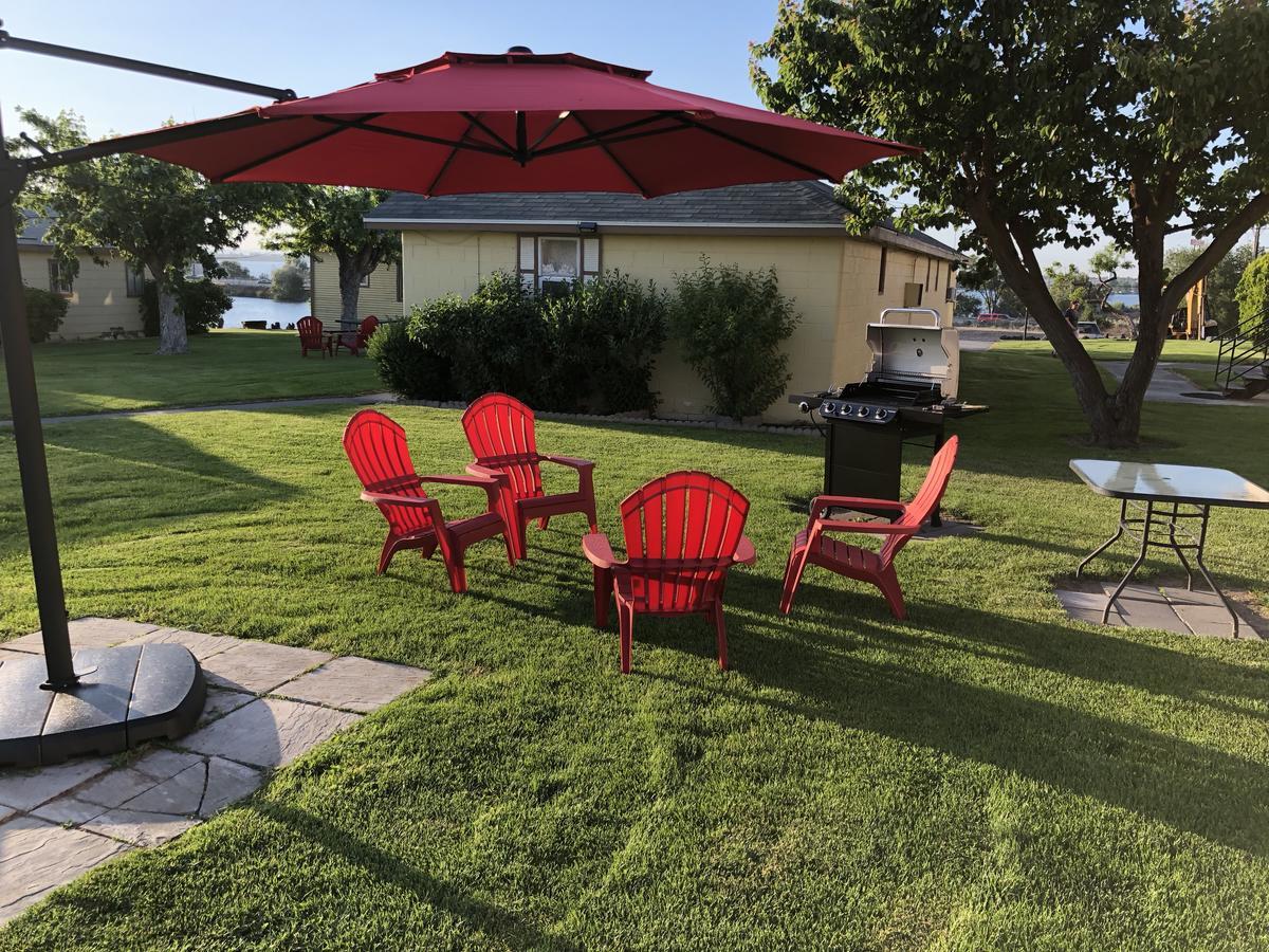 Lakeshore Inn Water Front Moses Lake Exteriör bild